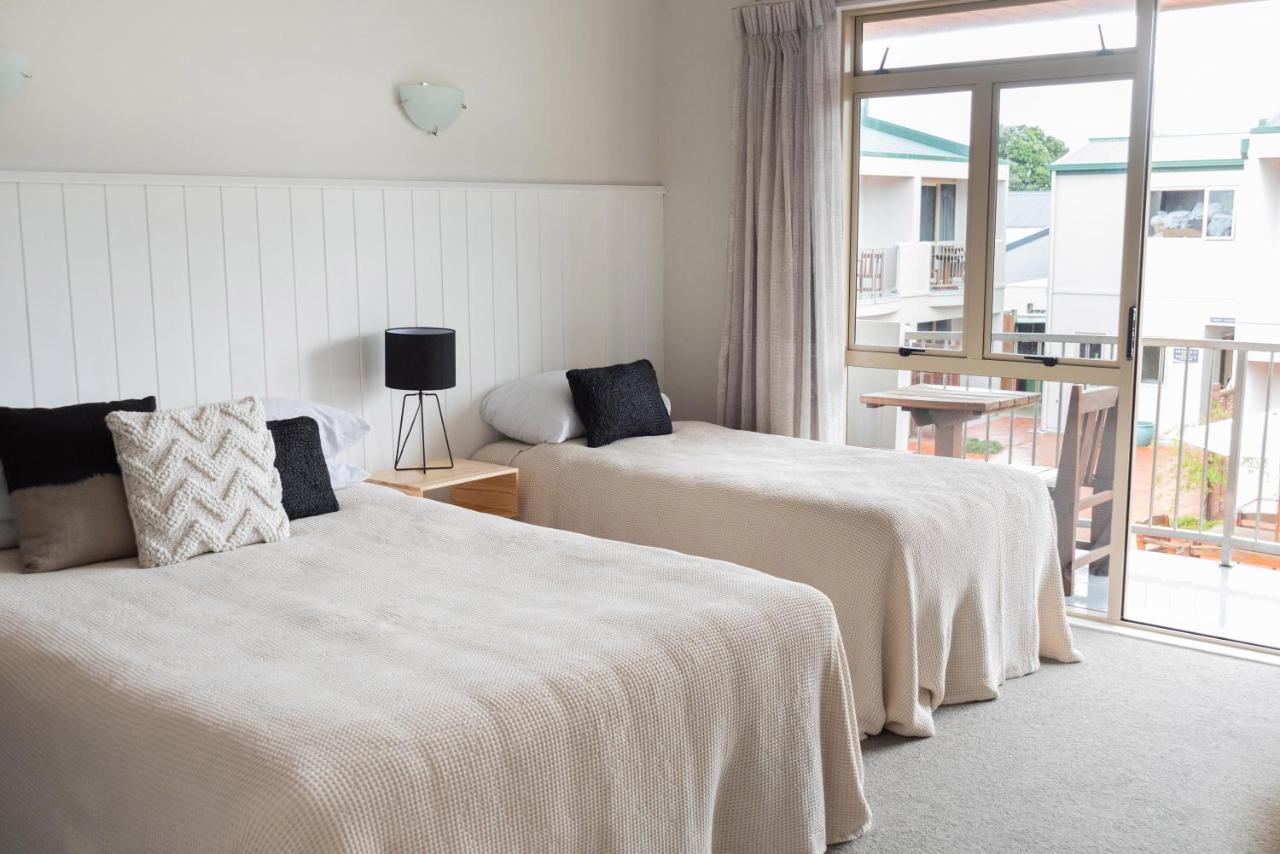 Raglan Sunset Motel And Conference Venue Экстерьер фото