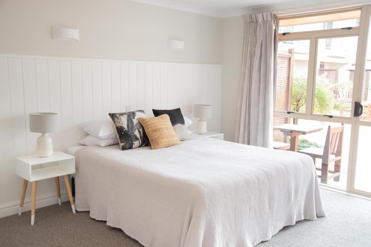Raglan Sunset Motel And Conference Venue Экстерьер фото