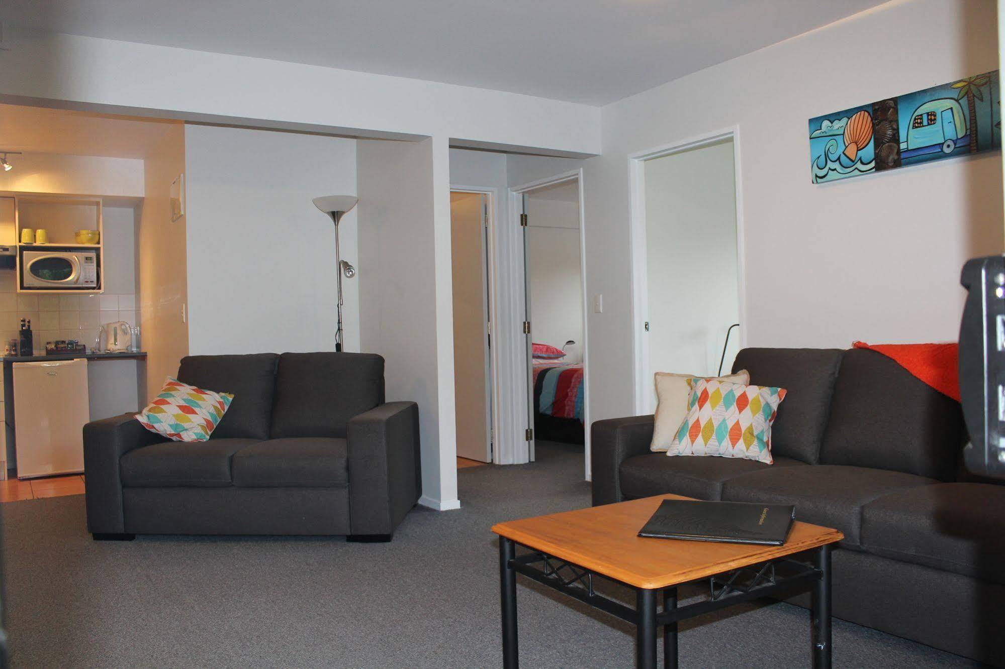 Raglan Sunset Motel And Conference Venue Экстерьер фото