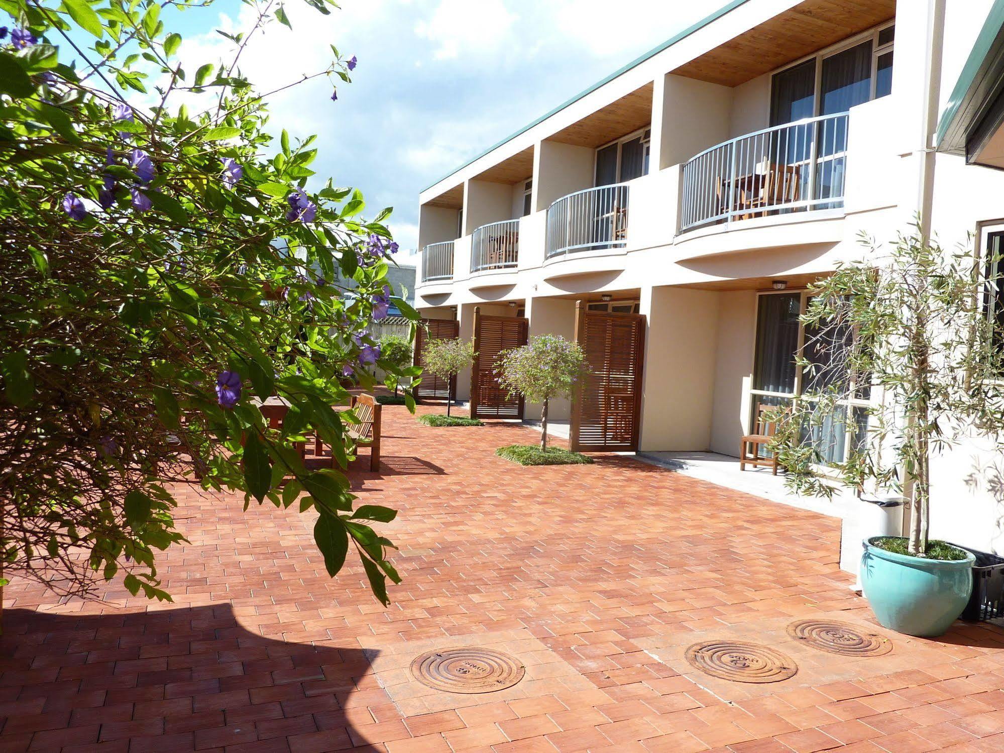 Raglan Sunset Motel And Conference Venue Экстерьер фото